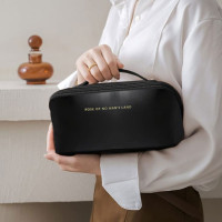 Містка дорожня косметичка - Make Up Bag (чорна)