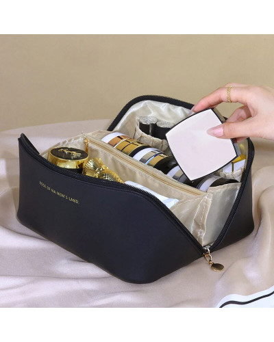 Вместительная дорожная косметичка - Make Up Bag (чорная)